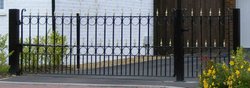 Single leaf wrought iron driveway gate