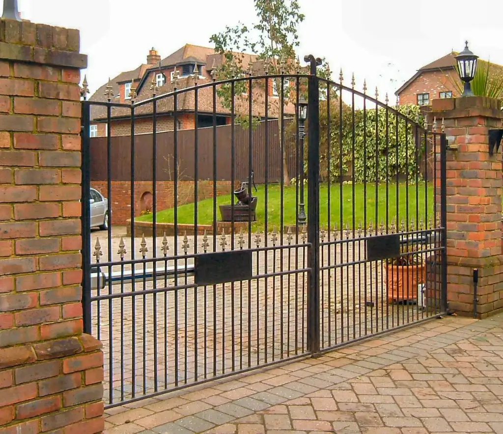 Estate gates